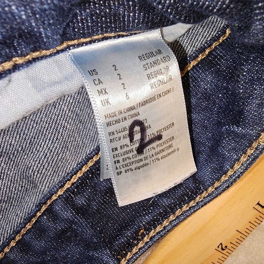 American Eagle Size 2 Juniors‎ Shorts - Picture 4 of 5